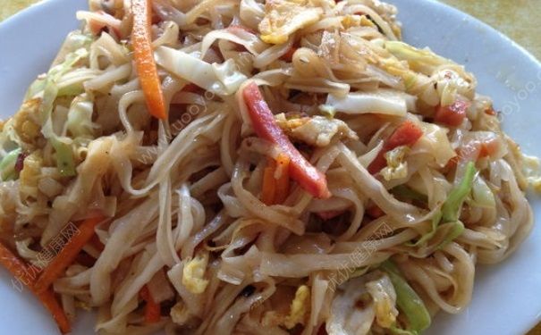 炒米粉怎么炒好吃？炒米粉怎么做不粘锅？(3)