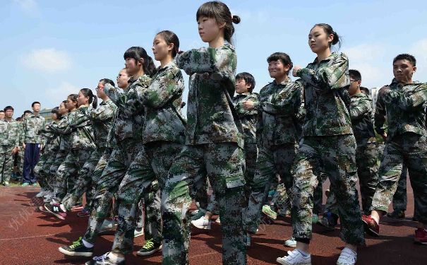 军训来月经怎么办？军训时来例假怎么办？(3)