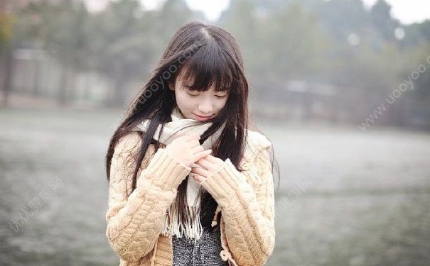初中女生怎么打扮招男生喜欢？初中男生喜欢女生什么打