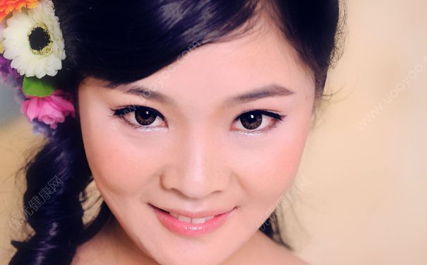 卸妆水能去黑头吗？用卸妆水可以去黑头吗？(1)