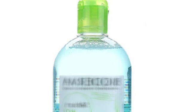 卸妆油和卸妆水哪个好？用卸妆油好还是卸妆水好？(3)