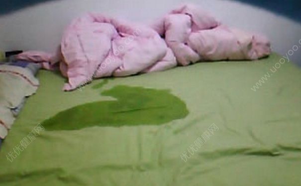 15岁男孩为什么会尿床？15岁男孩尿床怎么治疗？(4)