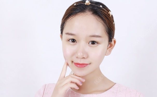 卸妆会使毛孔变大吗？卸妆会导致毛孔粗大吗？(2)