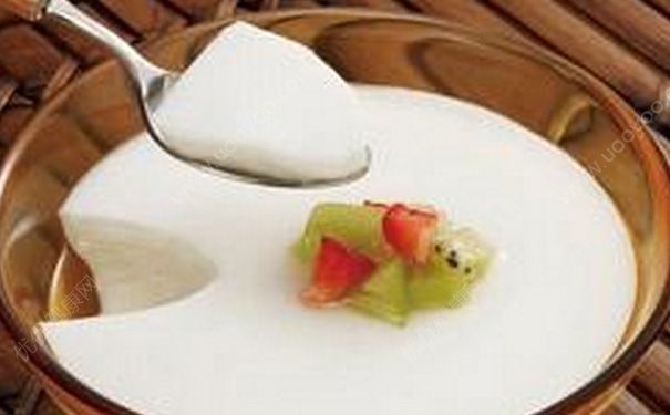 椰子果冻怎么做？椰子果冻的做法[多图]