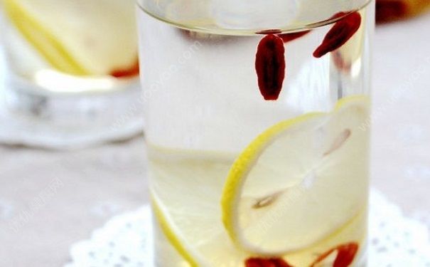 柠檬和枸杞一起泡水喝可以吗？柠檬和枸杞能一起泡水喝吗？(4)