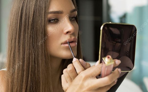 口红颜色怎么选？怎么挑选适合自己的口红颜色？(2)