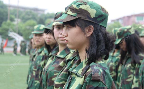 女生军训需要准备什么？女生军训必备物品(2)
