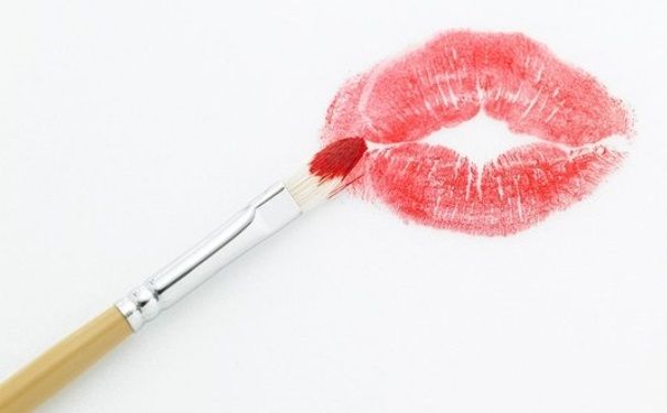 口红掉色正常吗？口红掉色是不好吗？(4)