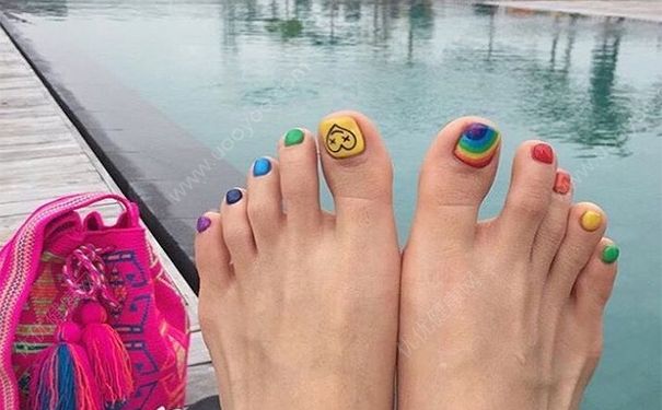 脚毛能拔吗？脚毛可以拔掉吗？(3)