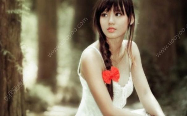16岁女孩一个月来两次月经怎么回事？16岁女孩来两次月经是怎么回事？(1)