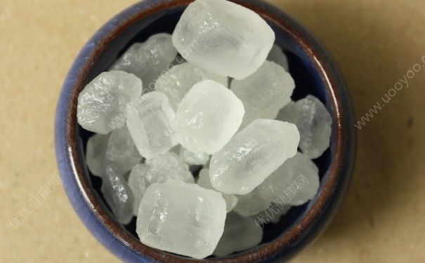 冰糖可以洗脸吗？冰糖洗脸能去痘印吗？(1)