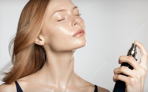 夏天皮肤干燥起皮怎么办？怎样缓解夏日皮肤干燥？(2)