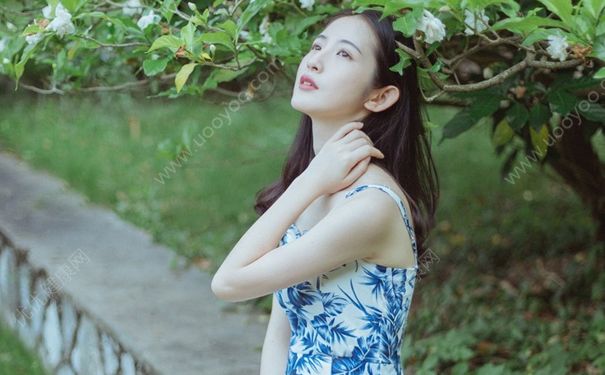 17岁女生胸部一大一小是什么原因？17岁乳房一大一小怎么办？(3)