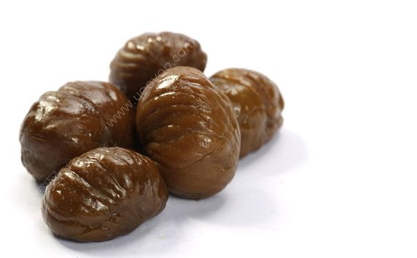 板栗变色了能吃吗？去皮的板栗变色了可以吃吗？(1)