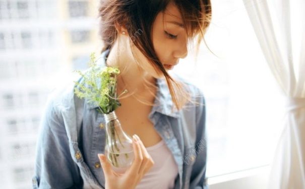 16岁怎么让胸自然变大？16岁女生怎么自然丰胸？(1)