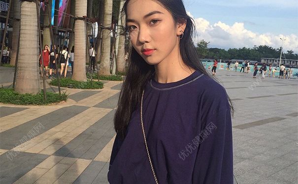 胸小的女生穿什么内衣？平胸的女生穿什么内衣？(5)