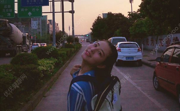 胸小的女生穿什么内衣？平胸的女生穿什么内衣？(4)