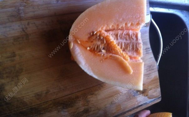 哈密瓜榨汁要加水吗？哈密瓜榨汁好喝吗？(2)