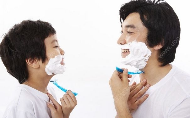 16岁男生可以刮胡子吗？16岁男生刮胡子会怎样？(4)