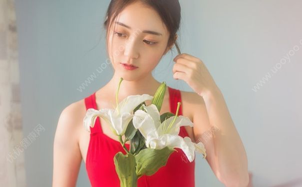 高二的女生平胸怎么办？高二女生胸很平还会发育吗？(2)