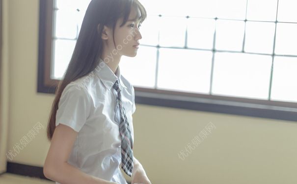 17岁女生生理期肚子痛怎么办？17岁生理期痛经怎么办？(4)