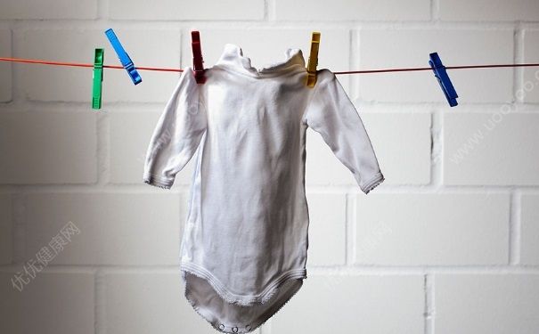 衣服长黑点怎么洗掉？衣服有霉点怎么洗掉？(5)