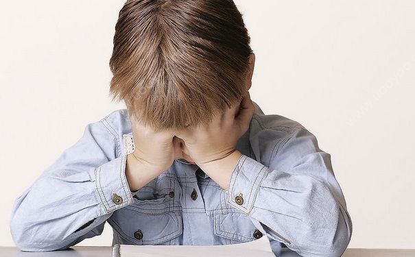 青少年强迫症的表现 青少年强迫症怎么办呢？(2)