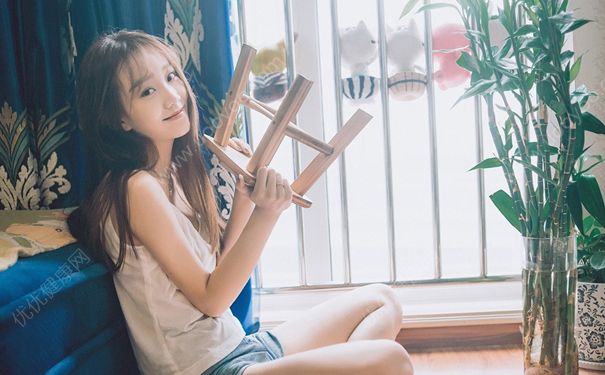 15岁女孩身高多少算正常？15岁女生有多高？(1)
