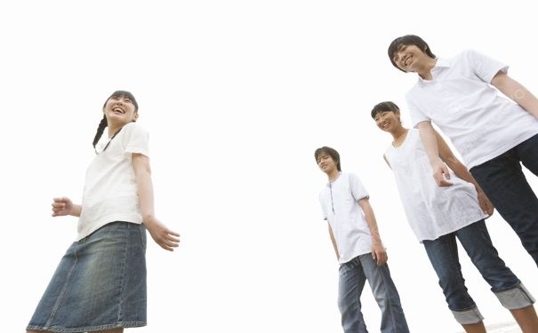 怎么让12岁男孩喜欢我？怎么让男孩子喜欢自己？(4)