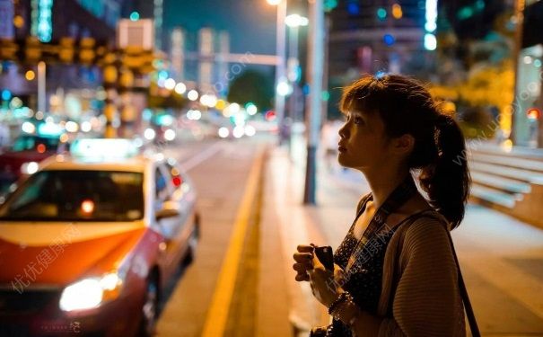 孤独症是什么意思？孤独症是怎样引起的？[多图]