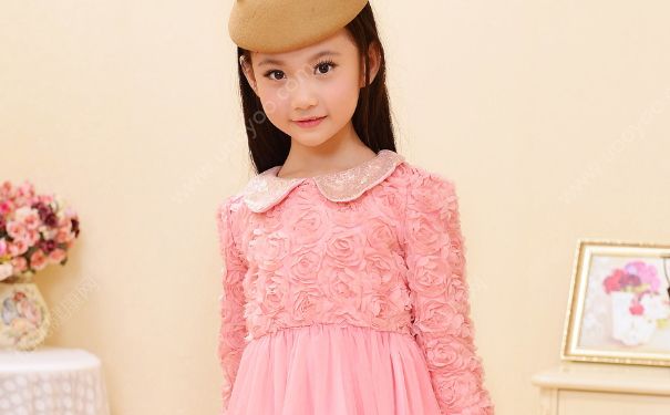 12岁女孩为什么掉头发？12岁女孩掉头发的原因是什么？(1)