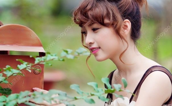 女性内裤发黄是怎么回事？女性内裤发黄怎样清洗？(5)