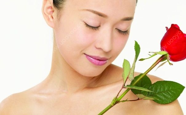 女性内裤发黄是怎么回事？女性内裤发黄怎样清洗？[多图]