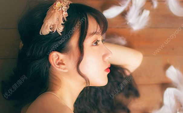 青春期女生乳头内陷正常吗？青春期女孩乳头内陷怎么办？(1)