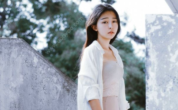 16岁女孩掉头发正常吗？16岁女生掉头发严重怎么办？(3)