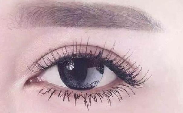 纹眼线会肿吗？纹眼线会不会眼睛肿？(3)
