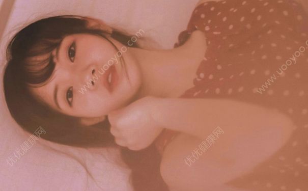 14岁胸部会下垂吗？14岁乳房下垂怎么矫正？(2)