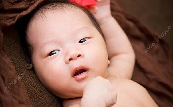 新生儿大便颜色发绿怎么回事？新生儿大便颜色常识(3)
