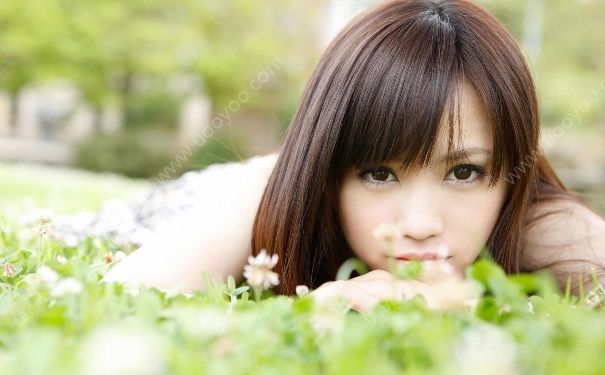 18岁女生染什么颜色头发？18岁女生染哪种颜色头发好看？(1)