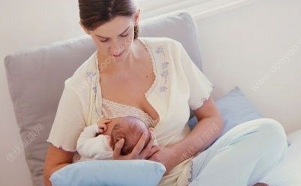 母乳喂养的正确方法 母乳喂养的正确姿势(5)