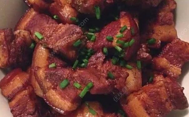 电饭锅五花肉怎么做？电饭锅做五花肉的做法是怎样的？(4)