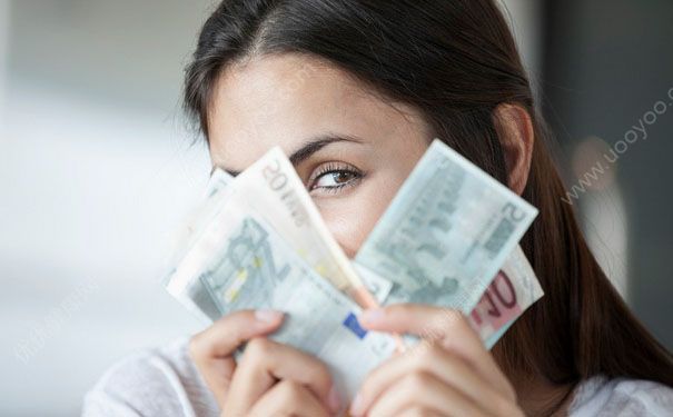情侣谈钱伤感情吗？情侣同居钱要怎么处理？(5)