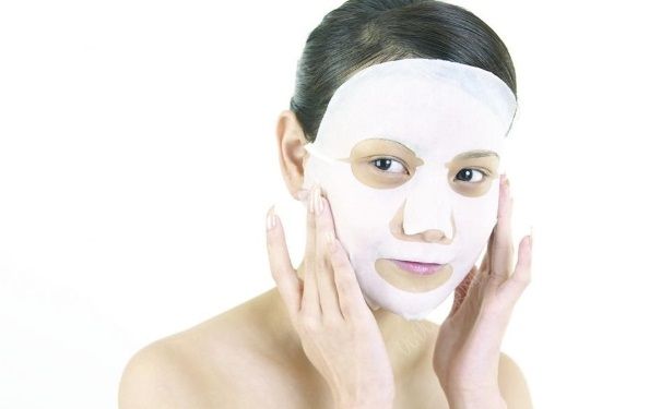敷完面膜不洗脸可以吗？敷完面膜不洗脸有什么危害？(1)