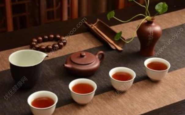 喝浓茶对身体有害吗？喝浓茶后心慌怎么回事？[图]