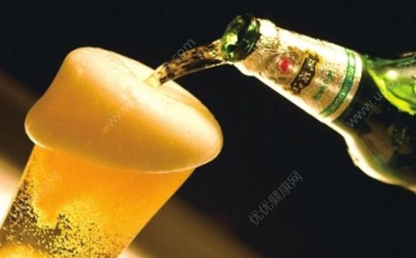 喝了酒就像上厕所怎么办？喝多了想上厕所是怎么回事？[