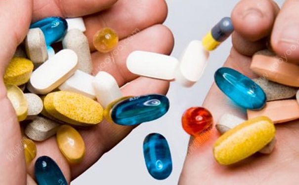 维生素能延缓衰老吗？吃维生素要注意什么？[图]