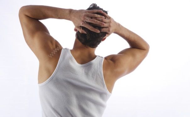 男人手凉是什么原因？男人手凉是怎么回事？(1)