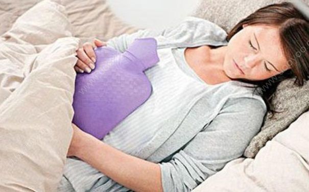 睡觉遇上鬼压床 鬼压床是怎么回事？[图]