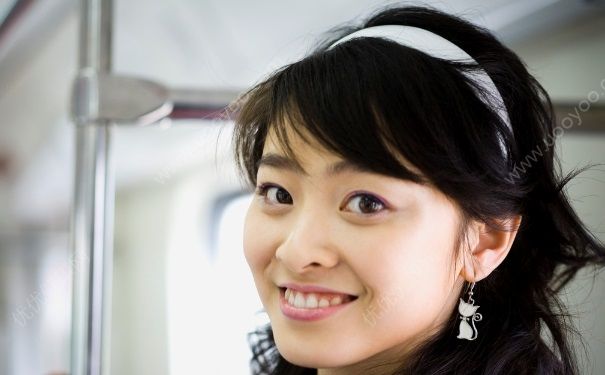 冷光美白牙齿的价格是多少？冷光美白牙齿多少钱？(3)