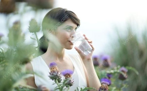 水中毒和脱水的区别 什么是脱水症状？[图]